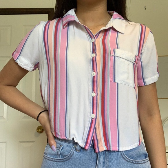 Forever 21 Tops - Forever 21 Cropped Button Up (striped)